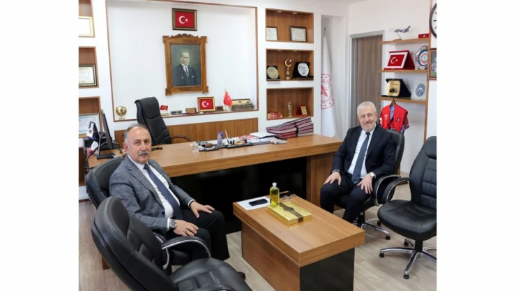 Sağlık-Sen Şube Başkanı Mehmet Öz'den İl Sağlık Müdürü Yavuzyılmaz'a Ziyaret