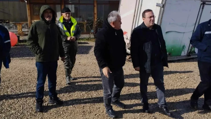 Sahil Bölgesini Ve Limanı İncelediler