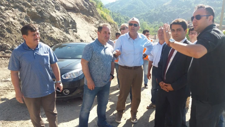 Sahil yolunu yerinde incelediler