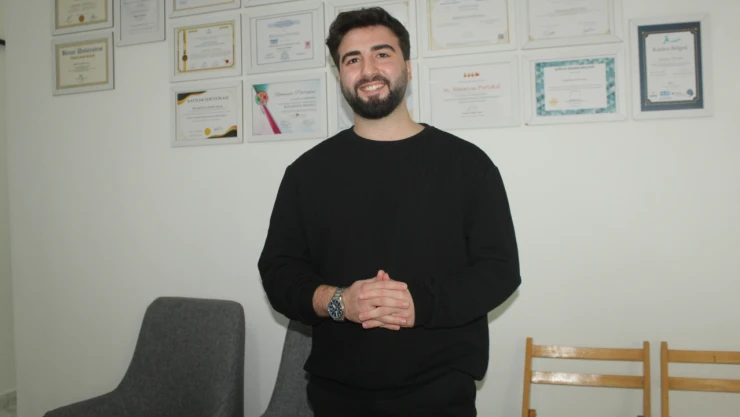 Sanatın 'İyileştirici Gücünü' Kullanıyorlar