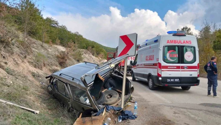 Otomobil Hurdaya Döndü: 1 Yaralı