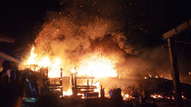 Sarıçiçek Köyü'nde Yangın!