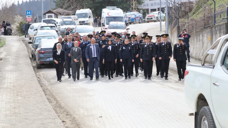 Şehidin Kabri Baba Ocağına Taşındı