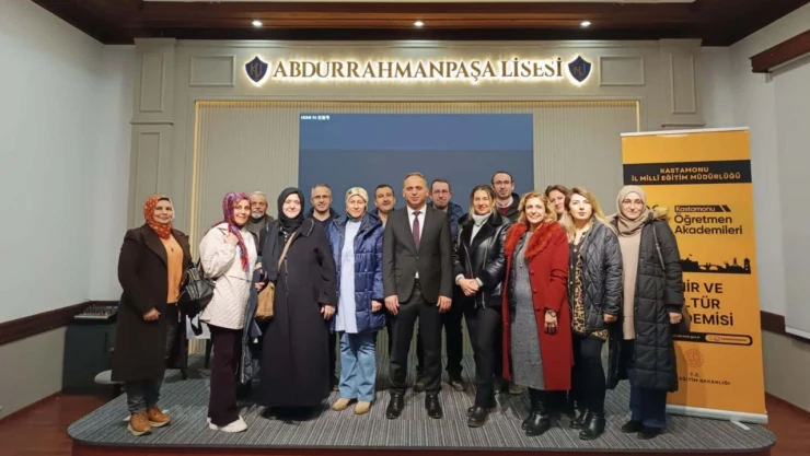 Şehir Ve Kültür Akademisi'nde Konu 'Bilinmeyen Yönleri ile Kastamonu Turizmi'