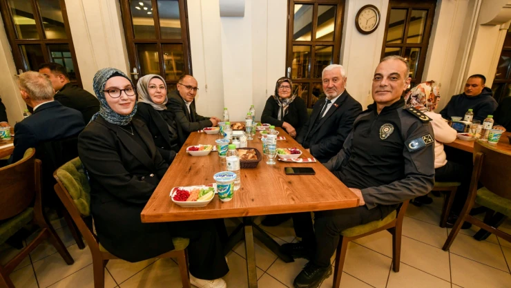 Şehit Aileleri Ve Gaziler İçin Yemek Programı Düzenlendi