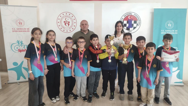 Şehit Faruk Karagöz İlkokulu'ndan Büyük Başarı