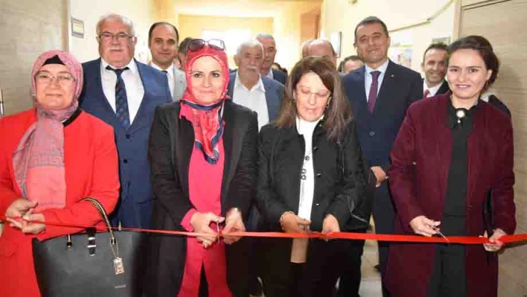 Şehit Şerife'nin ismi kütüphaneye verildi