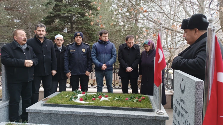 Şehit Ufuk Deniz Kabri Başında Anıldı