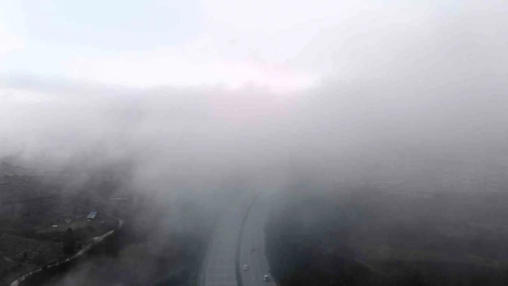 Şehri Kaplayan Sis Görsel Şölen Oluşturdu