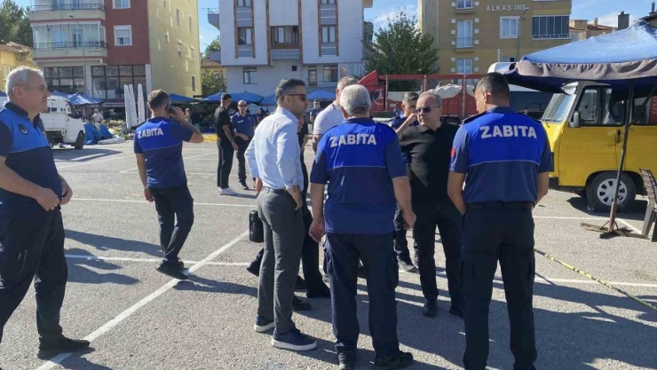 Semt Pazarında Silahlı Kavga: 1'i Ağır 7 Yaralı