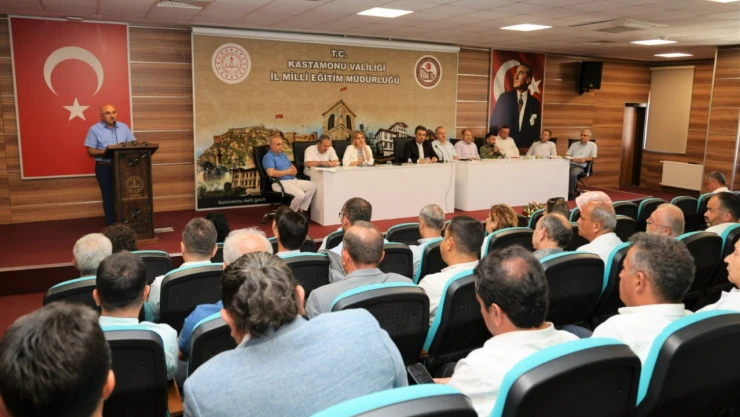 Sene Sonu Okul Müdürleri Toplantısı Gerçekleştirildi