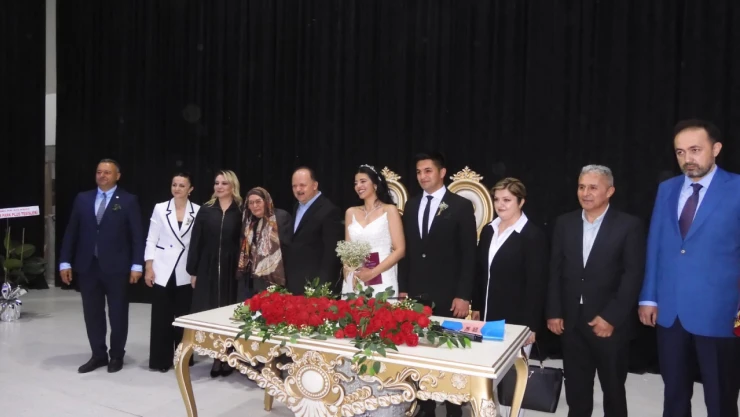 Serdar İzbeli'nin Kızı Evlendi