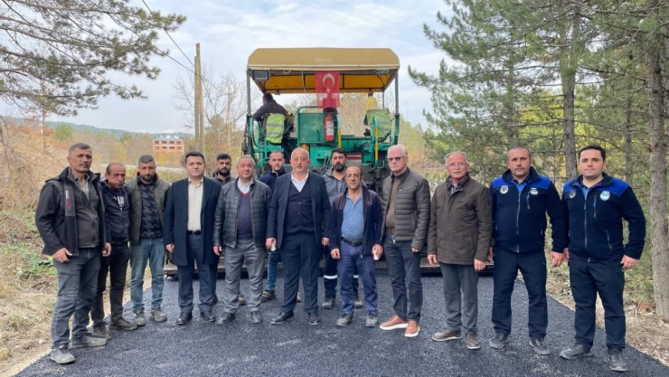 Sıcak Asfalt Çalışmalarını Yerinde İncelediler