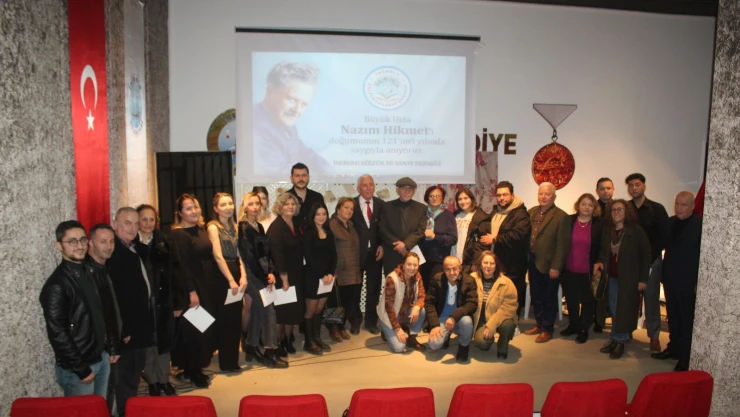 Şiir Dinletisi büyük beğeni aldı