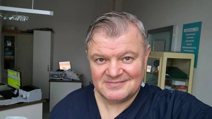 O Doktor Kalbine Yenildi