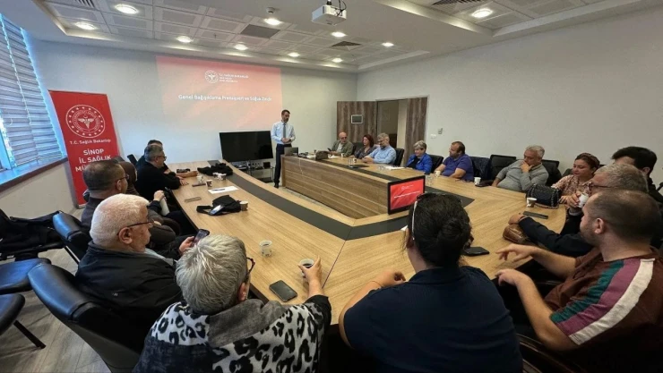 Sinop'ta Aile Hekimlerine 'Bağışıklama' Eğitimi