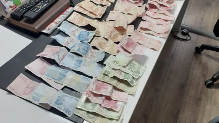 Sinop'ta Dilencinin Üzerinden Çıkan Para Şok Etti