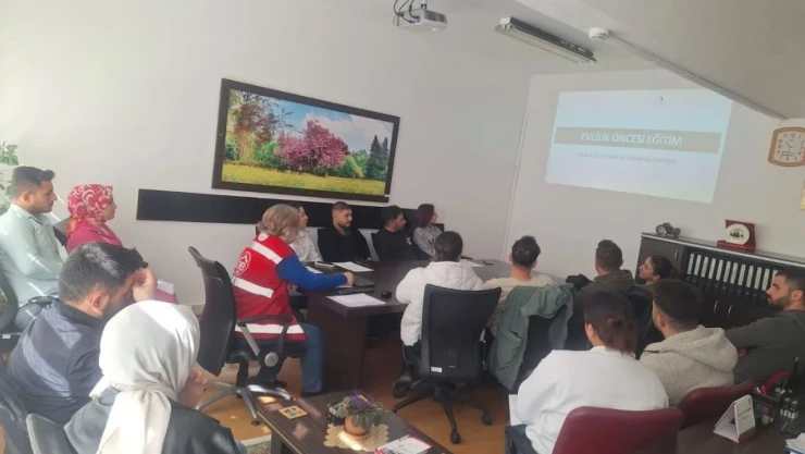 Sinop'ta Genç Çiftlere Evlilik Öncesi Eğitim