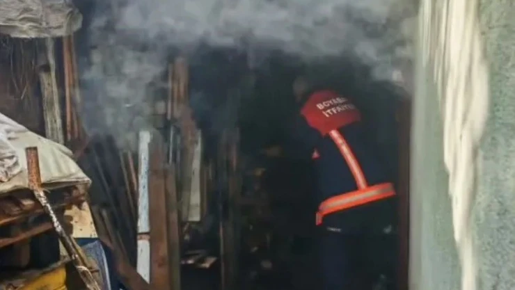 Sinop'ta Odunlukta Çıkan Yangın Korkuttu