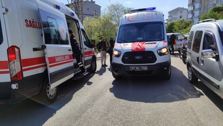 Sinop'ta Trafik Kazası: 2 Yaralı