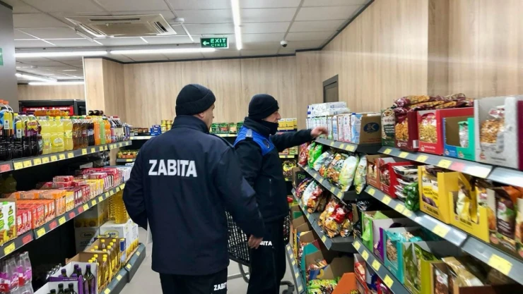 Sinop'ta Zabıta Ekiplerinden Market Denetimi