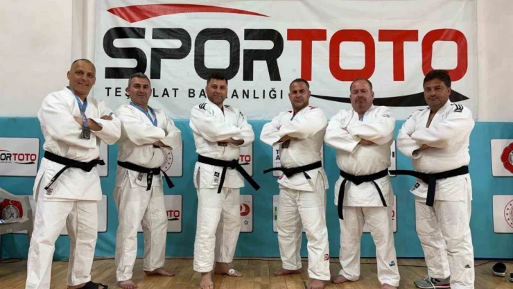 Sinoplu Judoculardan Büyük Başarı