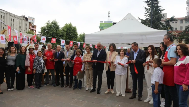 Slow Food Yeryüzü Pazarı açıldı