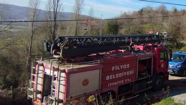 Soba Evin Çatısını Yaktı