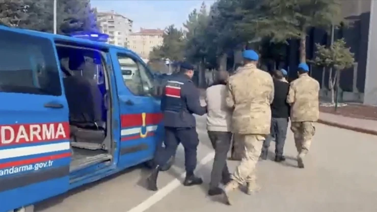 Suç Örgütlerine Darbe: 25 Şüpheli Yakalandı