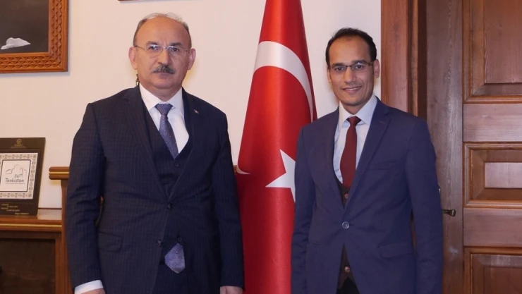 Sufi Sanatçı Rahmi Olcay, Vali Karadeniz ile program yaptı