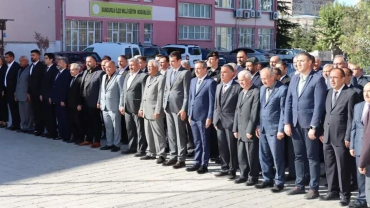 Sungurlu'da Muhtarlar Günü Kutlandı