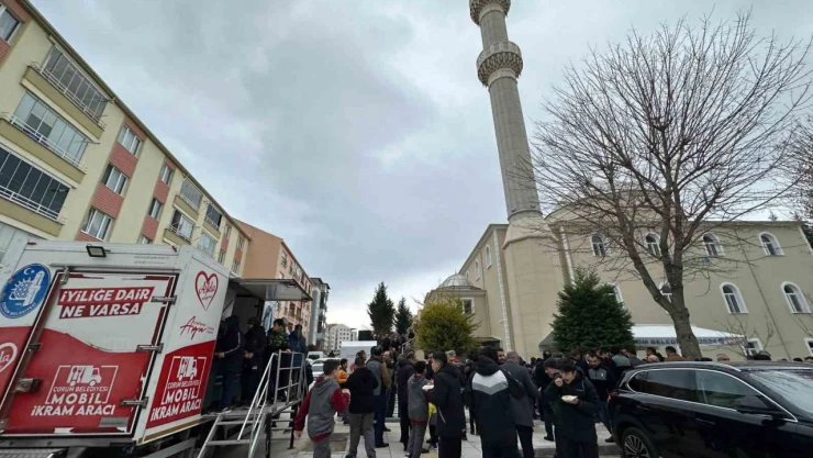 Tadilatı Tamamlanan Hz. Ömer Cami İbadete Açıldı