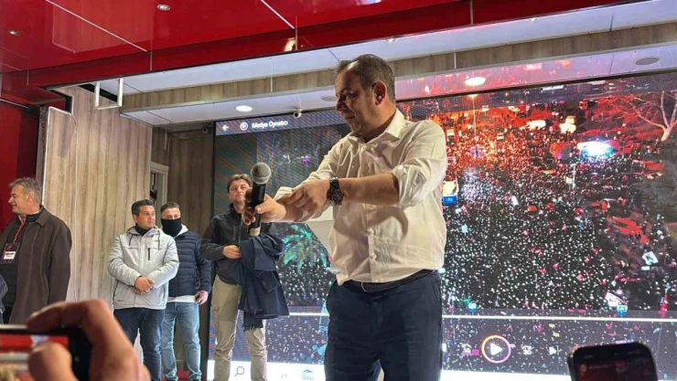 Bolu Belediye Başkanı Tanju Özcan: 'Dava Arkadaşımızı Hiçbir Zaman Yalnız Bırakmayız'