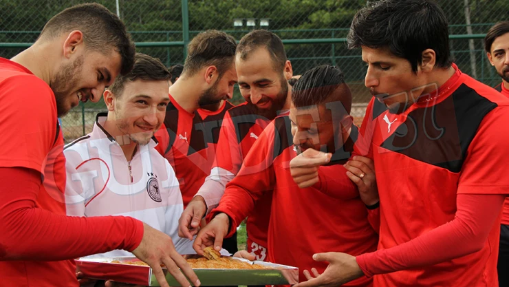 Taraftardan tatlı sürpriz