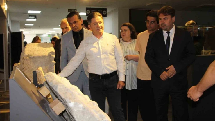 Tarihe Işık Tutan Eserler İlk Kez Ziyarete Açıldı