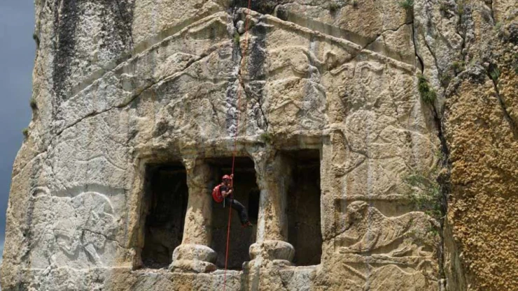 Tarihin mirası bakımsızlıktan yok oluyor