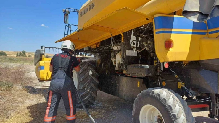 Biçerdöverde Korkutan Yangın