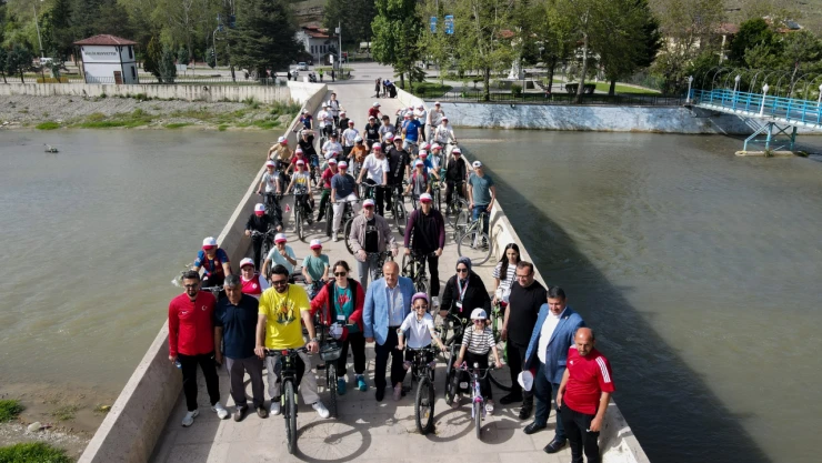 Taşköprü'de 19 Mayıs Coşkusu Bisiklet Turu İle Kutlandı