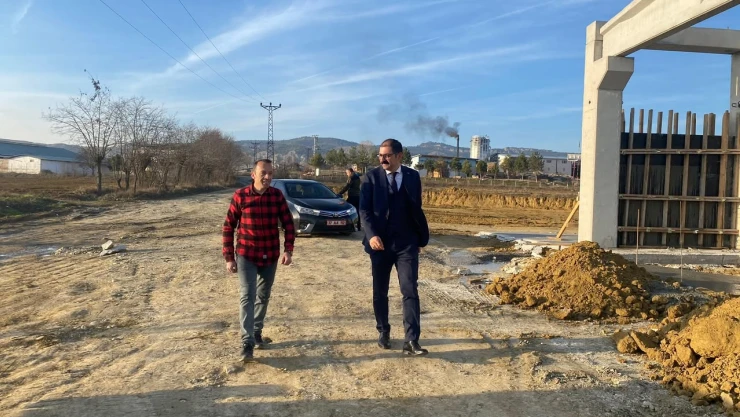 Taşköprü Kaymakamı Demirdağ'dan Yeni Kurulan Besi Çiftliğine Ziyaret