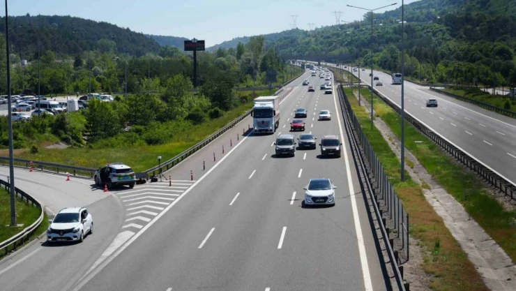 Tatil Dönüşü Başladı: Akıcı Yoğunluk Var