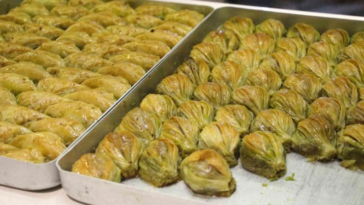 Tatlıcılarda Ramazan Bereketi