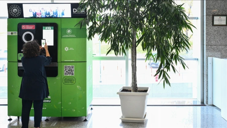 TBMM'nin Yeni Sıfır Atık Adımı 'Depozito İade Makineleri' Hizmete Alındı