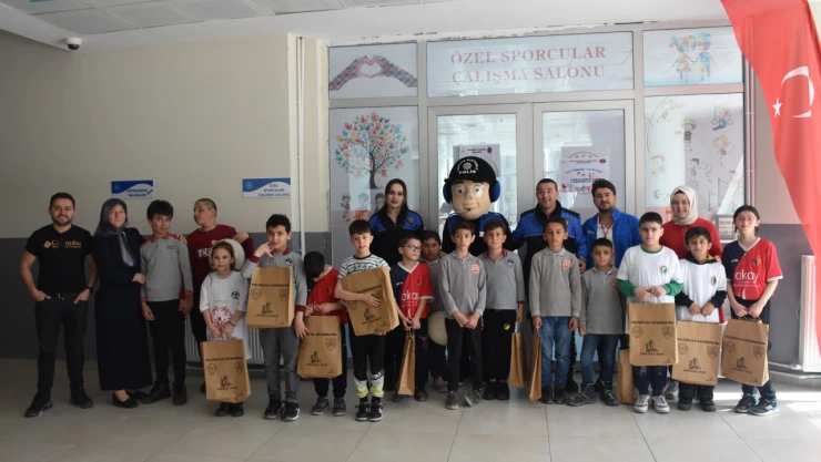 TDP Özel Bireyleri Unutmadı