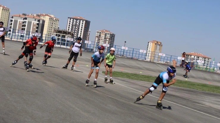 Tekerlekli Paten Türkiye Şampiyonası Başladı
