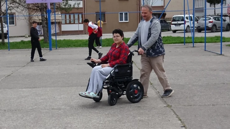 Tekstil İşçisinden Örnek Davranış