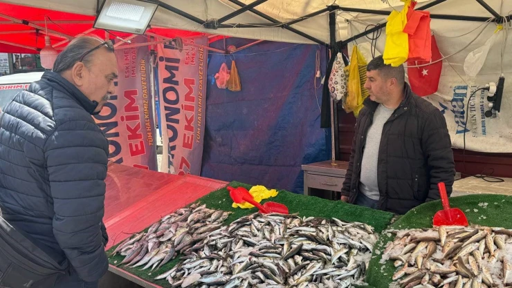 Tezgahlarda Hareketlilik Sürüyor