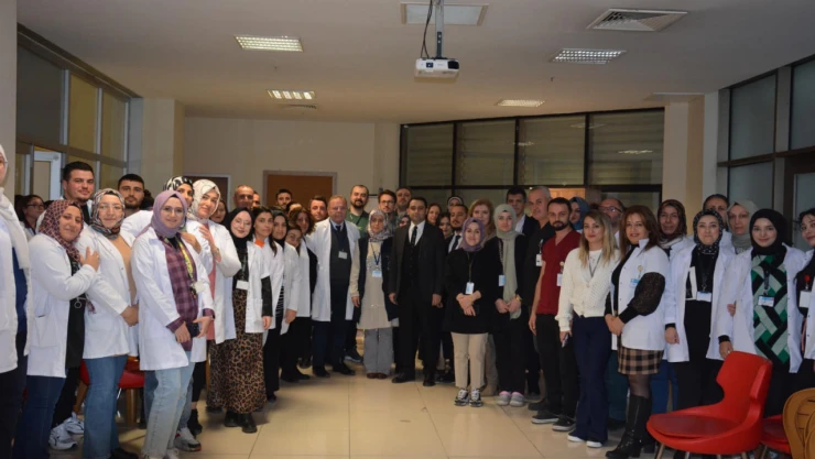 Tıbbi Sekreterler Günü Kutlandı