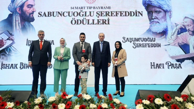 Tıp Bayramı Töreni İstanbul'da Yapıldı
