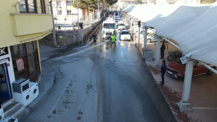 Tosya Belediyesi, Cadde ve Sokakları Temizledi