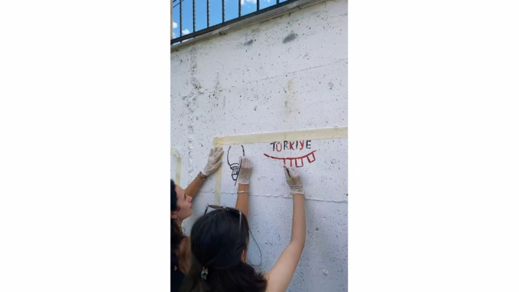 Tosya Belediyesi Kültür Merkezi Duvarları Gençlerle Renkleniyor